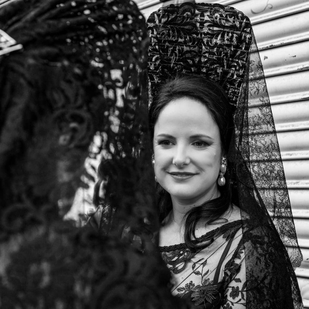 vestir de mantilla en semana santa