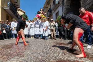rito dei flagellanti pasqua cattolica