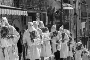 I Battenti, riti settennali di penitenza in onore dell'Assunta, a Guardia Sanframondi.